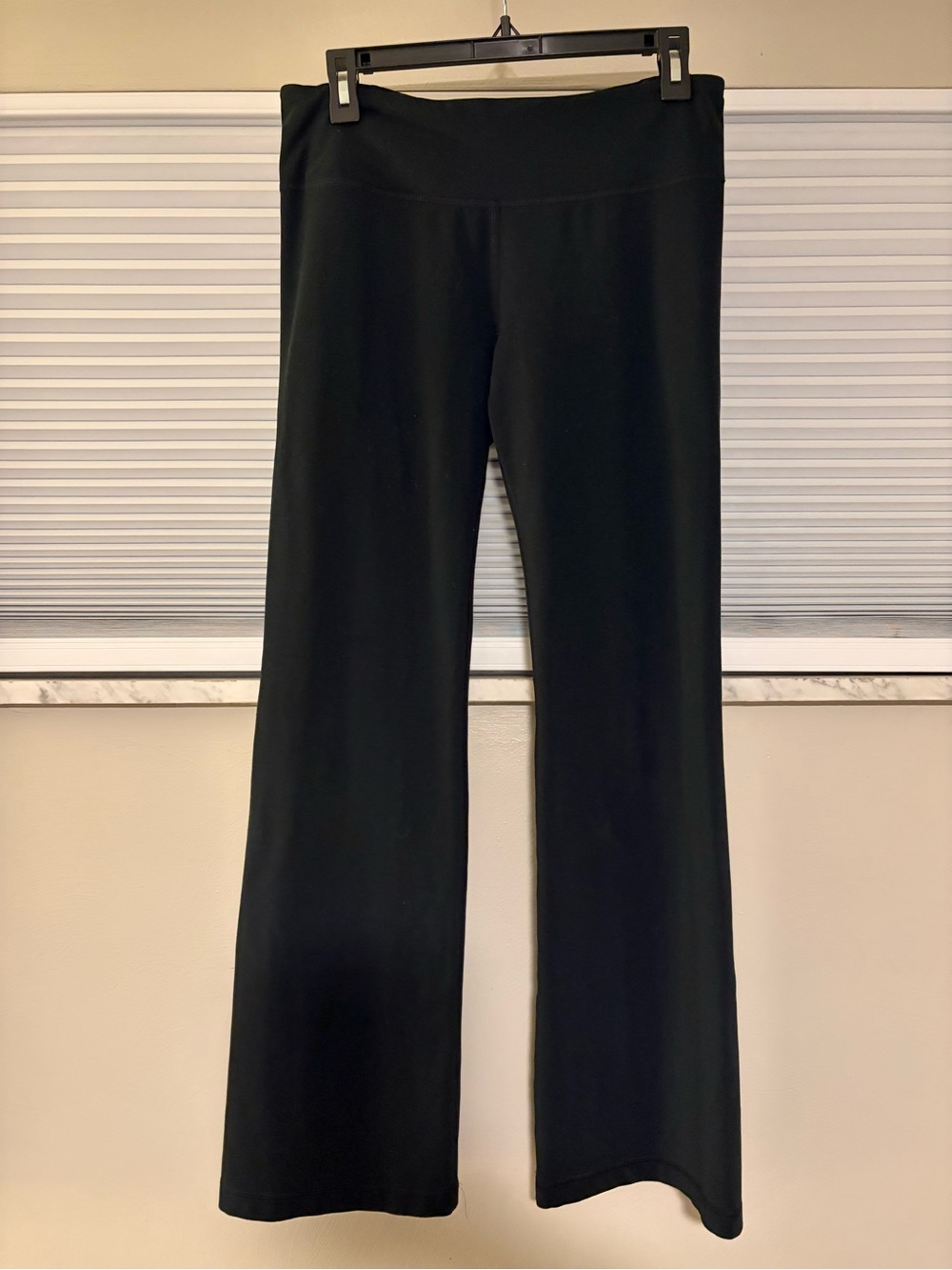 Under Armour Black Fit & Flare Allseason Gear Pants